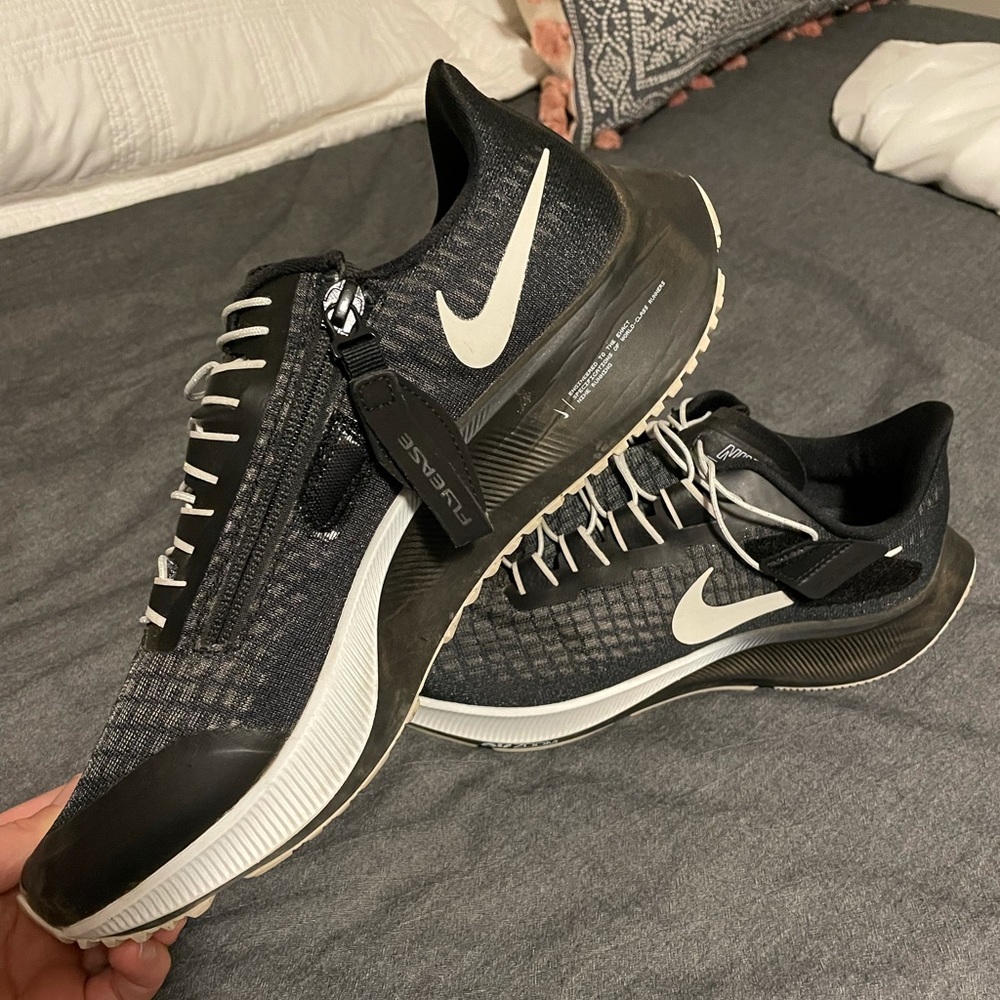 Nike Air Zoom Pegasus 37 Flyease